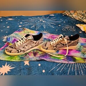 Snake Skin Adidas Size 10